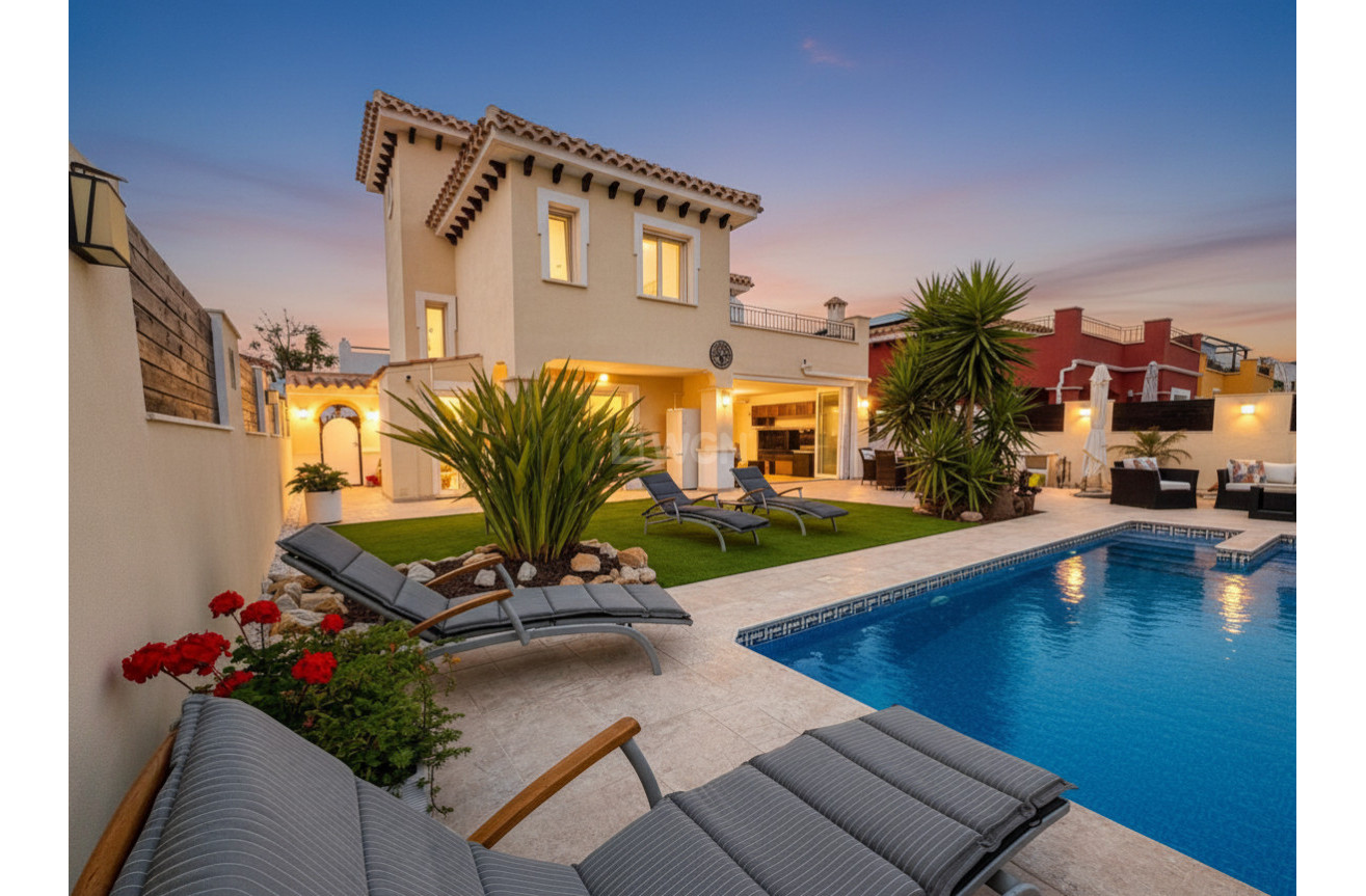 Odsprzedaż - Villa - Mar Menor Golf Resort - Inland