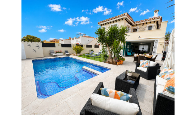 Odsprzedaż - Villa - Mar Menor Golf Resort - Inland