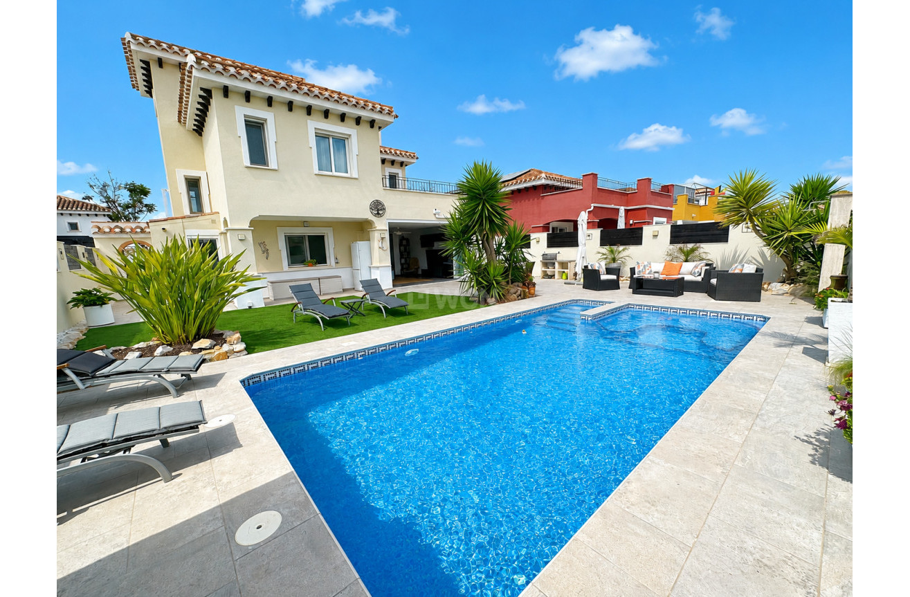 Odsprzedaż - Villa - Mar Menor Golf Resort - Inland