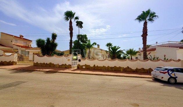 Odsprzedaż - Villa - Ciudad Quesada - Costa Blanca