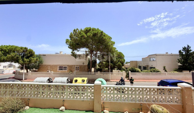 Odsprzedaż - Mieszkanie w bloku - La Mata - Costa Blanca