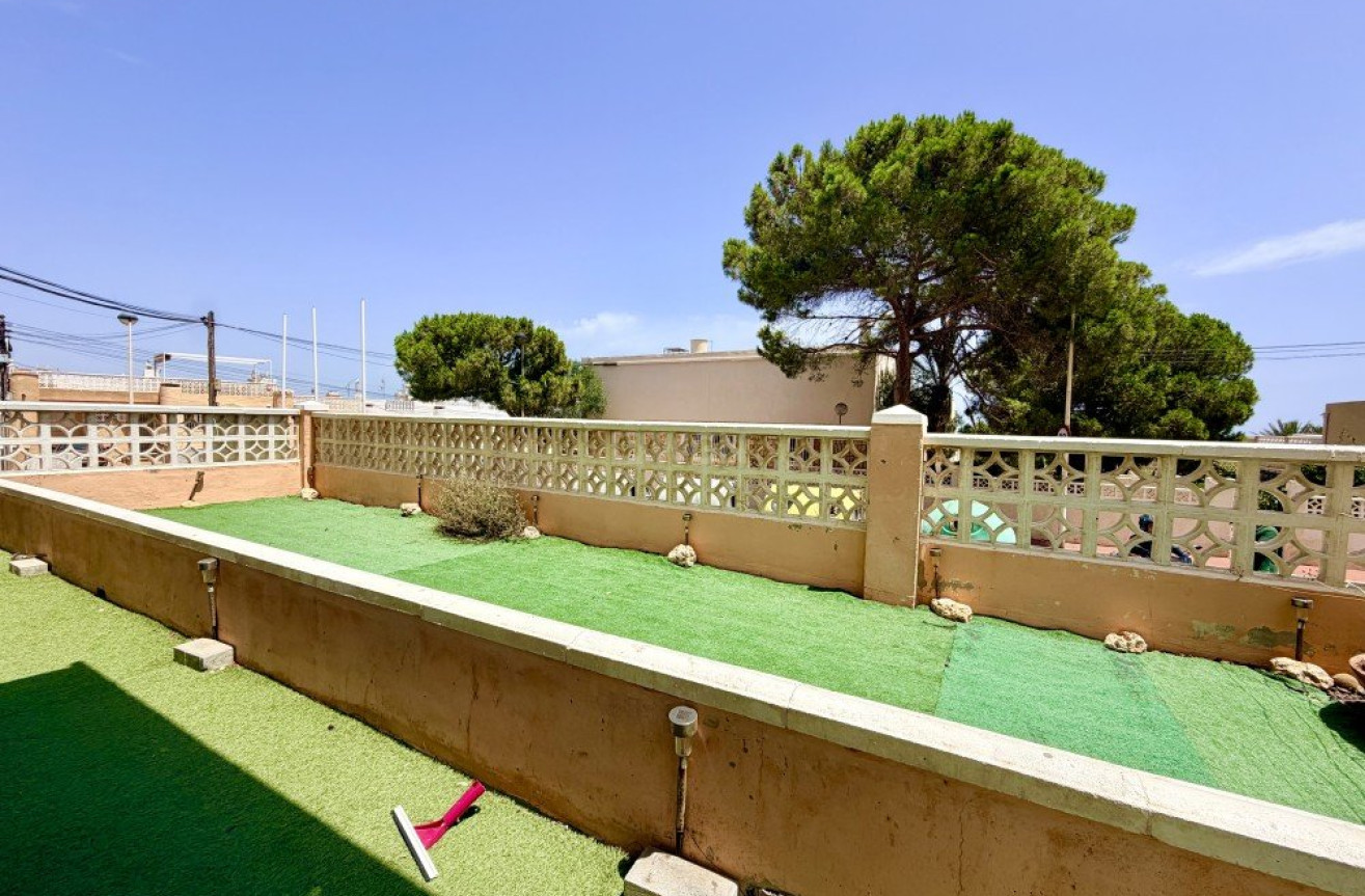 Odsprzedaż - Mieszkanie w bloku - La Mata - Costa Blanca