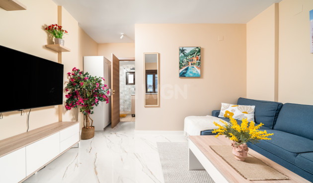Odsprzedaż - Mieszkanie w bloku - La Mata - Costa Blanca