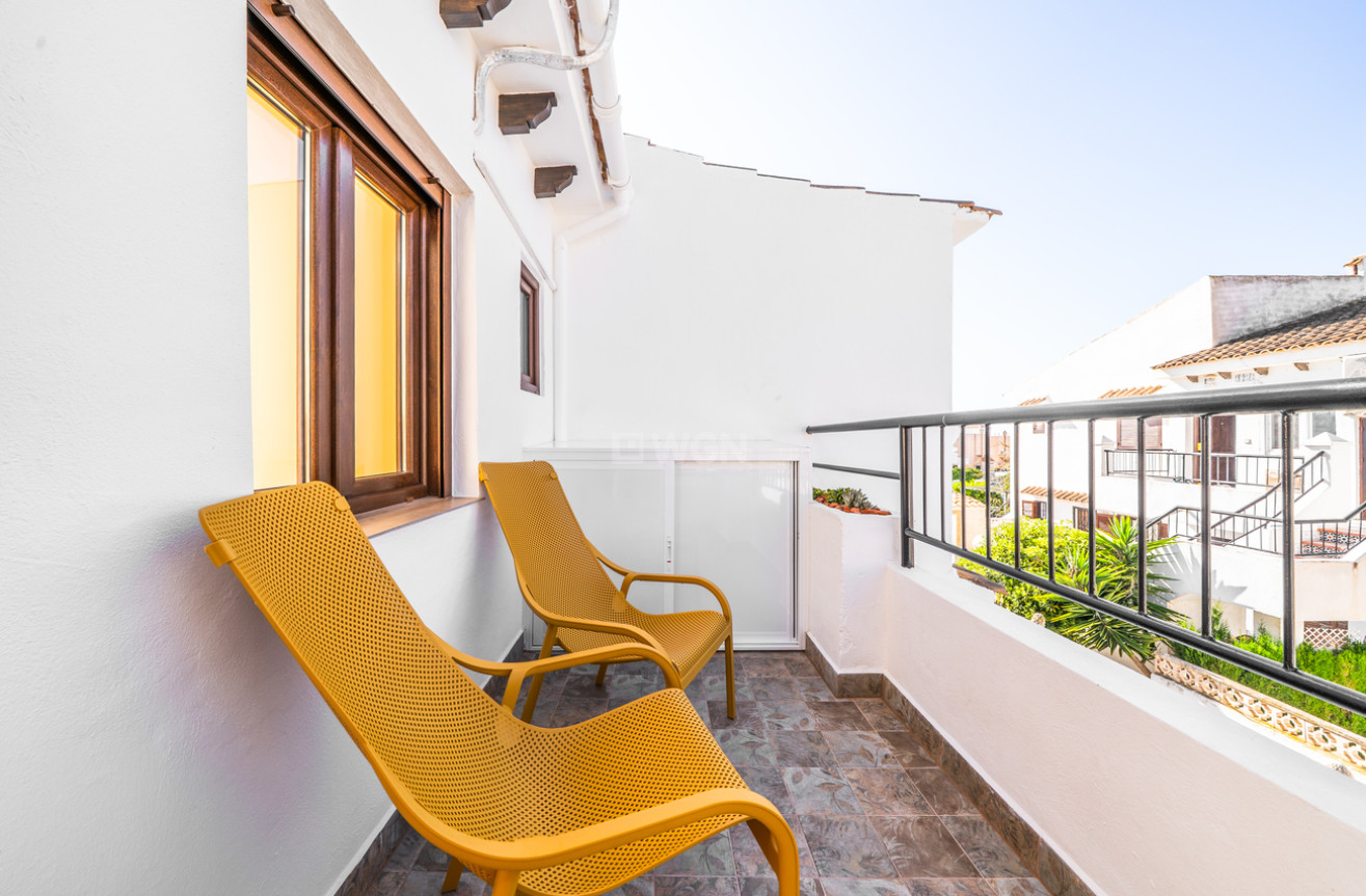 Odsprzedaż - Mieszkanie w bloku - La Mata - Costa Blanca