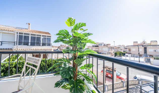 Odsprzedaż - Mieszkanie w bloku - La Mata - Costa Blanca