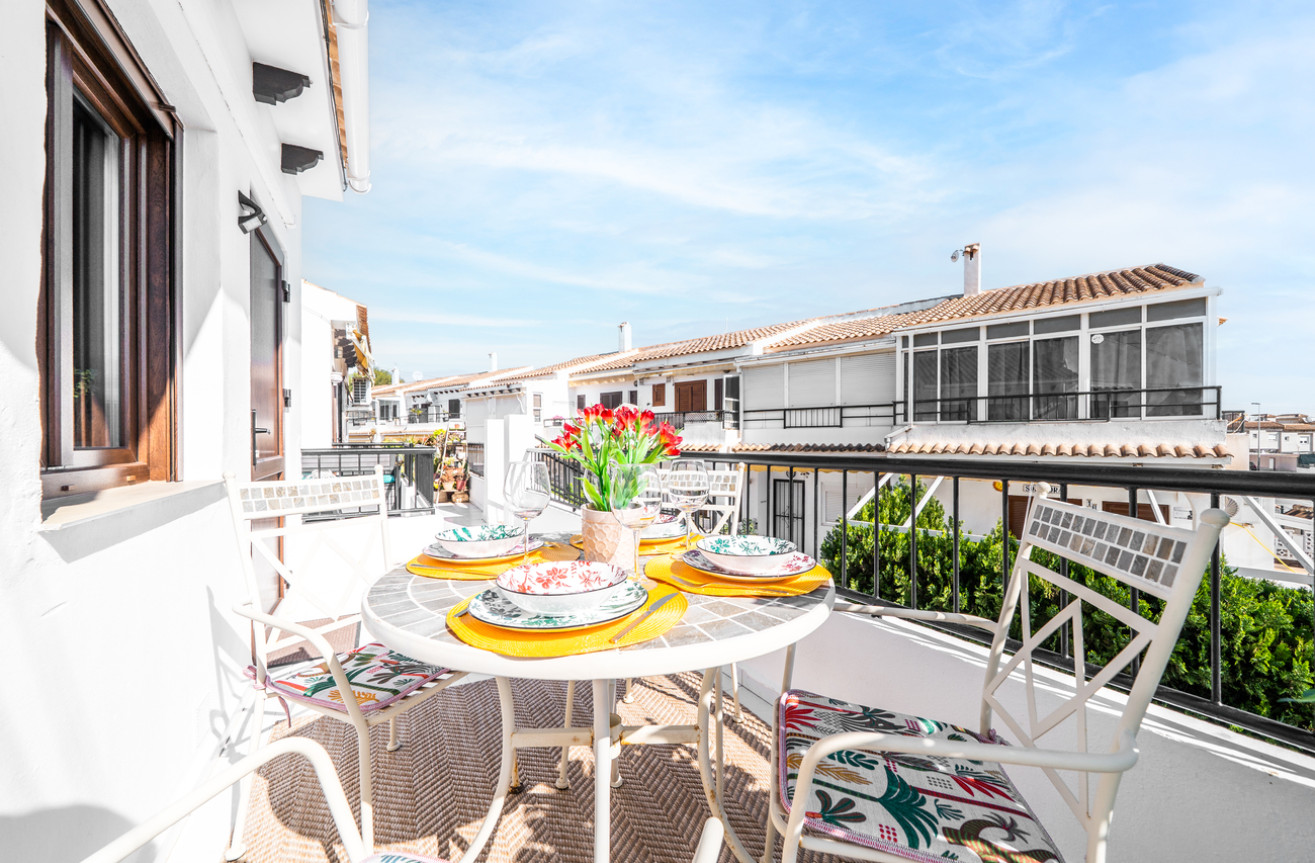 Odsprzedaż - Mieszkanie w bloku - La Mata - Costa Blanca