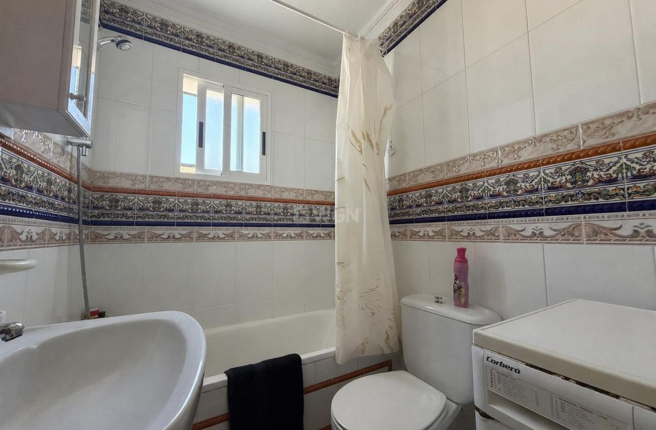 Odsprzedaż - Mieszkanie w bloku - Orihuela Costa - Costa Blanca