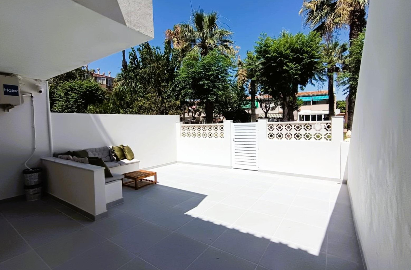Odsprzedaż - Bungalow - Orihuela Costa - Costa Blanca
