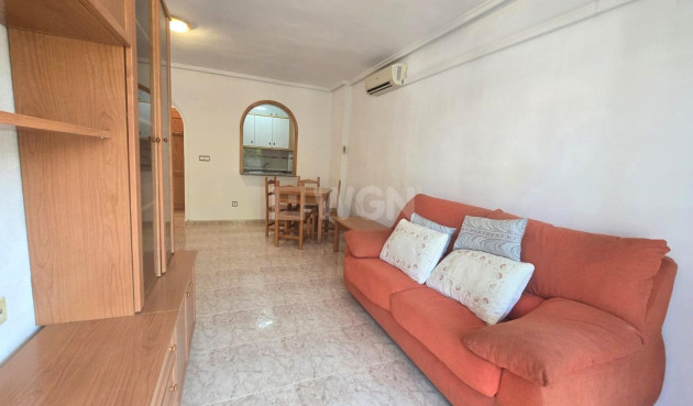 Odsprzedaż - Mieszkanie w bloku - Torrevieja - Habaneras