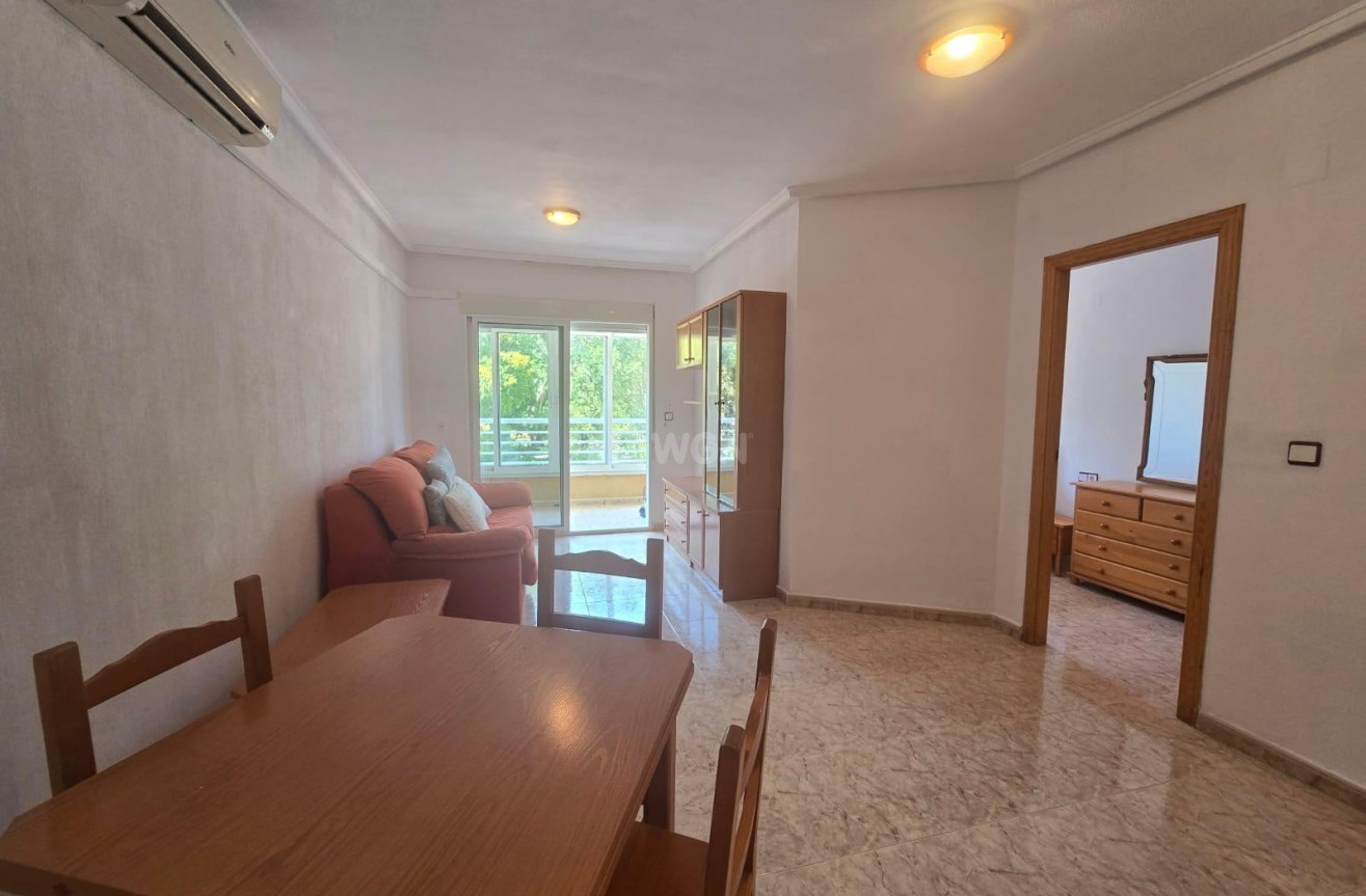 Odsprzedaż - Mieszkanie w bloku - Torrevieja - Habaneras