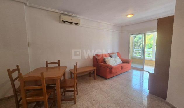 Odsprzedaż - Mieszkanie w bloku - Torrevieja - Habaneras