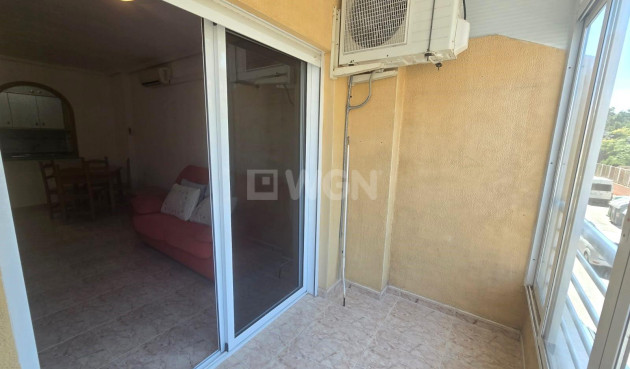 Odsprzedaż - Mieszkanie w bloku - Torrevieja - Habaneras