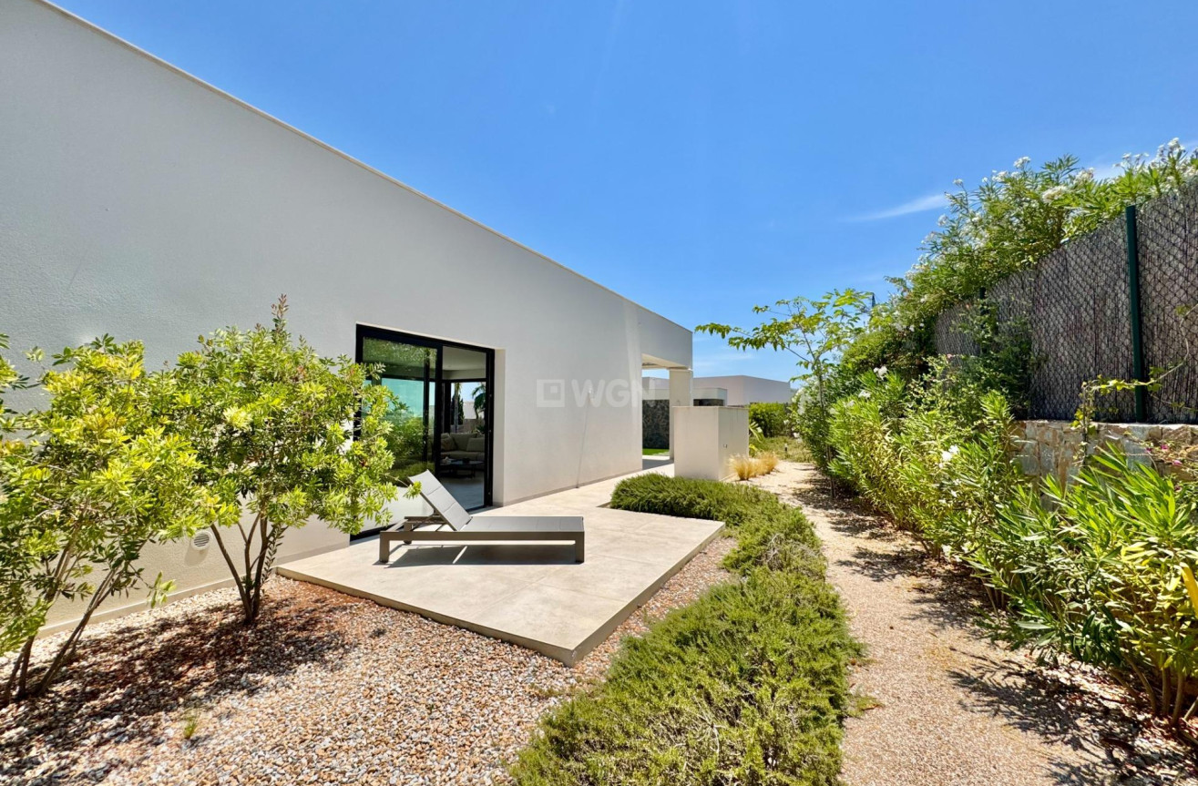 Reventa - Villa - Orihuela - Las Colinas Golf