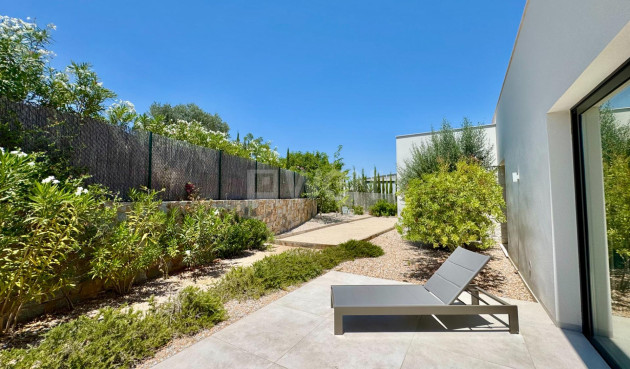 Reventa - Villa - Orihuela - Las Colinas Golf