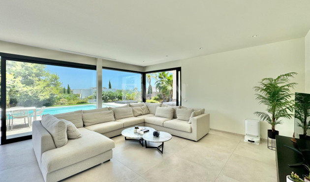 Reventa - Villa - Orihuela - Las Colinas Golf