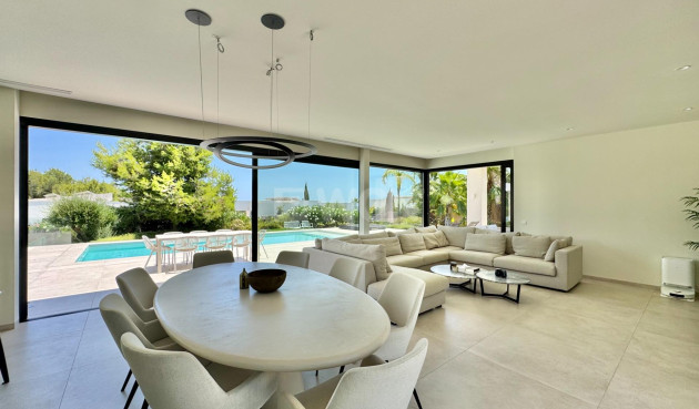 Reventa - Villa - Orihuela - Las Colinas Golf