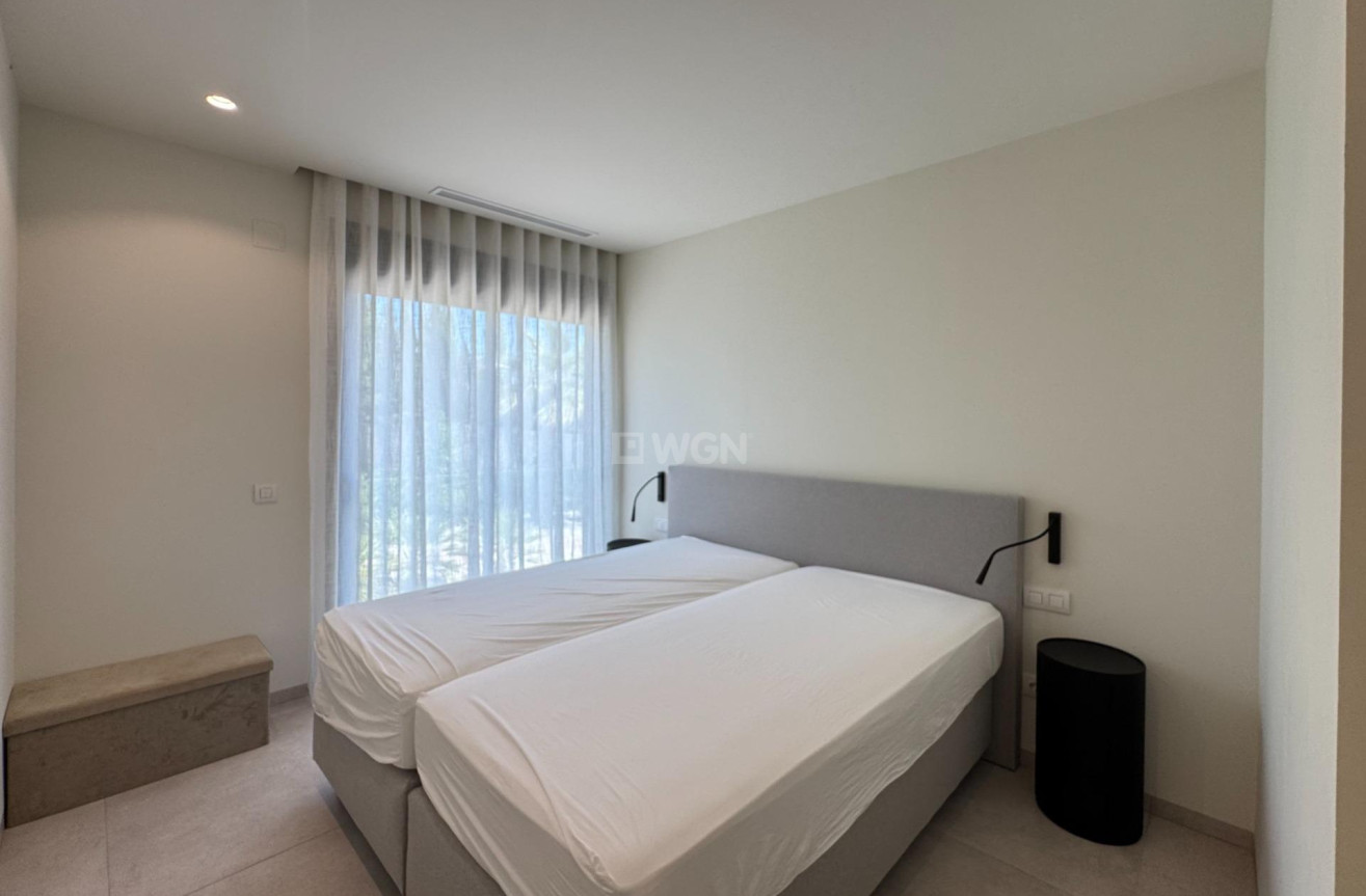 Reventa - Villa - Orihuela - Las Colinas Golf