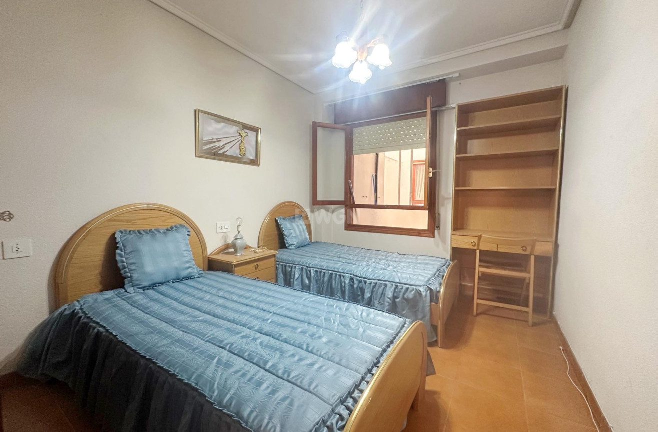 Wiederverkauf - Wohnung - Torrevieja - Centro