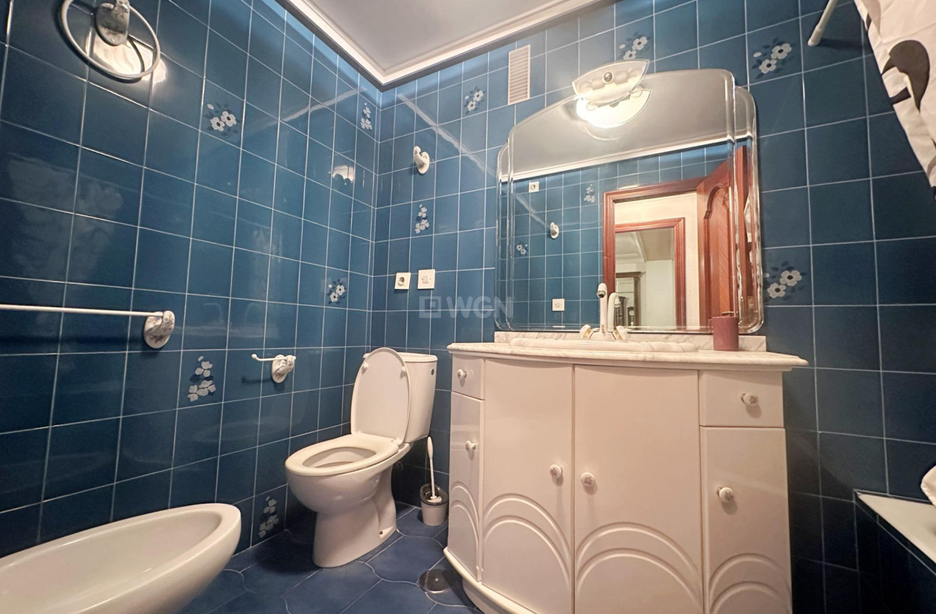 Wiederverkauf - Wohnung - Torrevieja - Centro