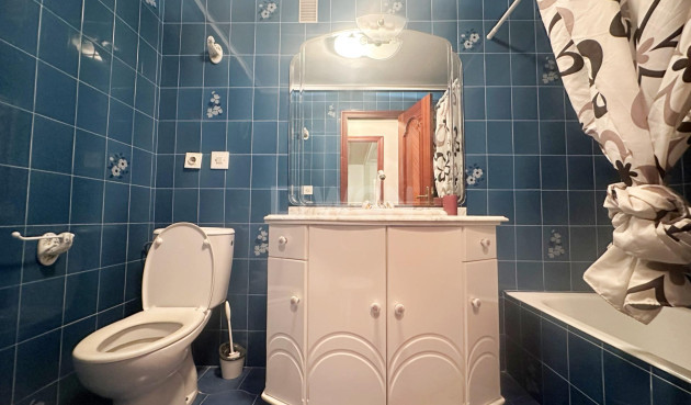 Wiederverkauf - Wohnung - Torrevieja - Centro