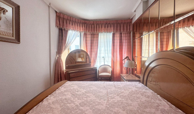 Wiederverkauf - Wohnung - Torrevieja - Centro