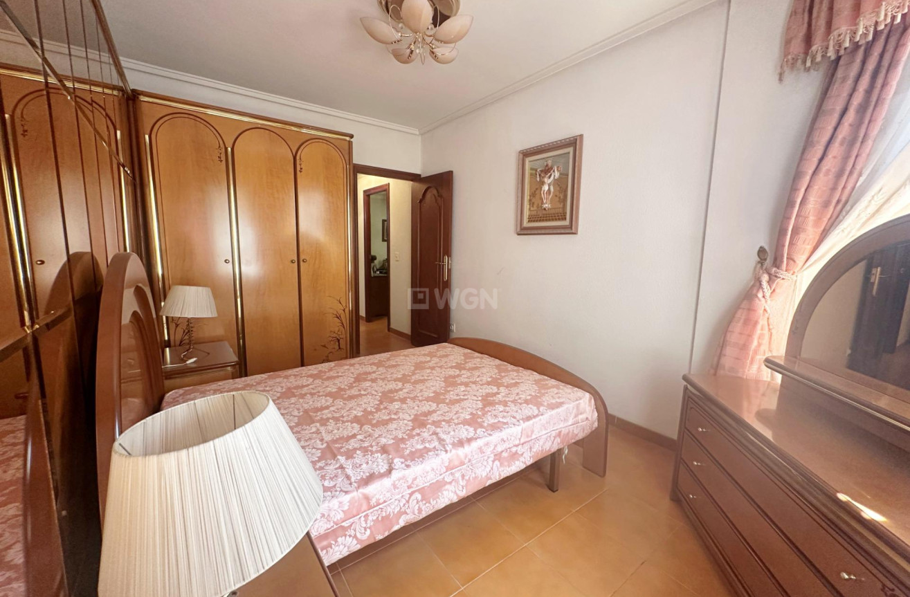 Wiederverkauf - Wohnung - Torrevieja - Centro