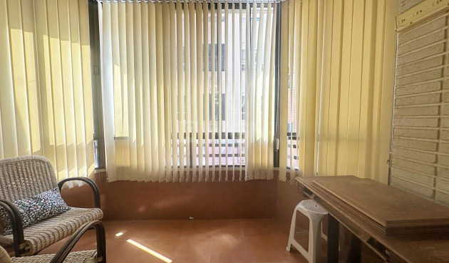 Wiederverkauf - Wohnung - Torrevieja - Centro