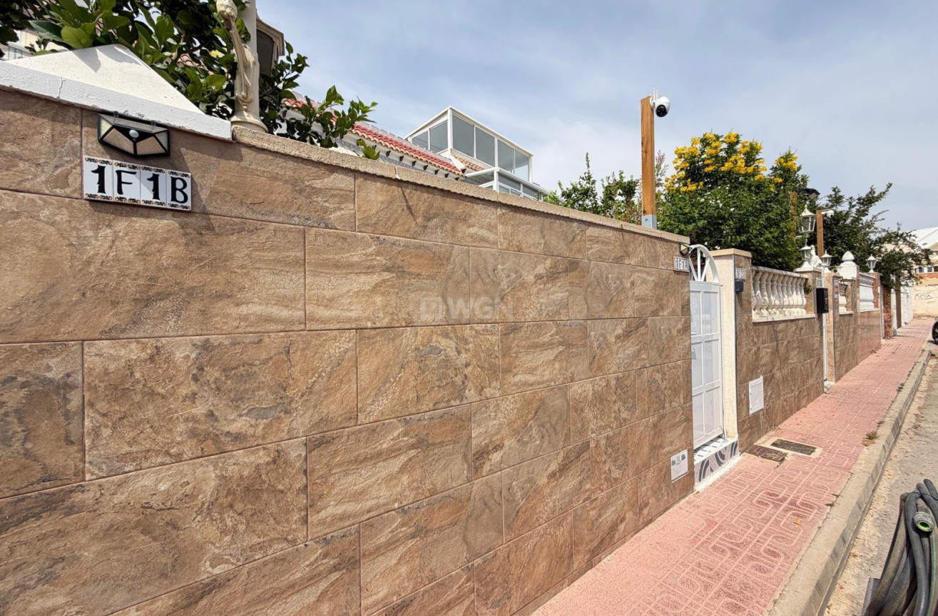 Odsprzedaż - Bungalow - Torrevieja - Torreblanca