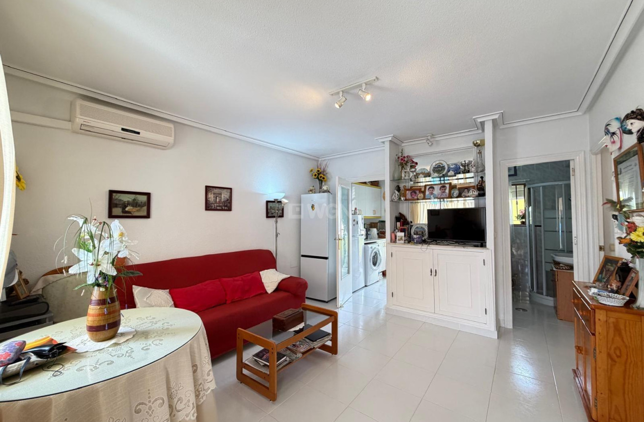 Odsprzedaż - Bungalow - Torrevieja - Torreblanca