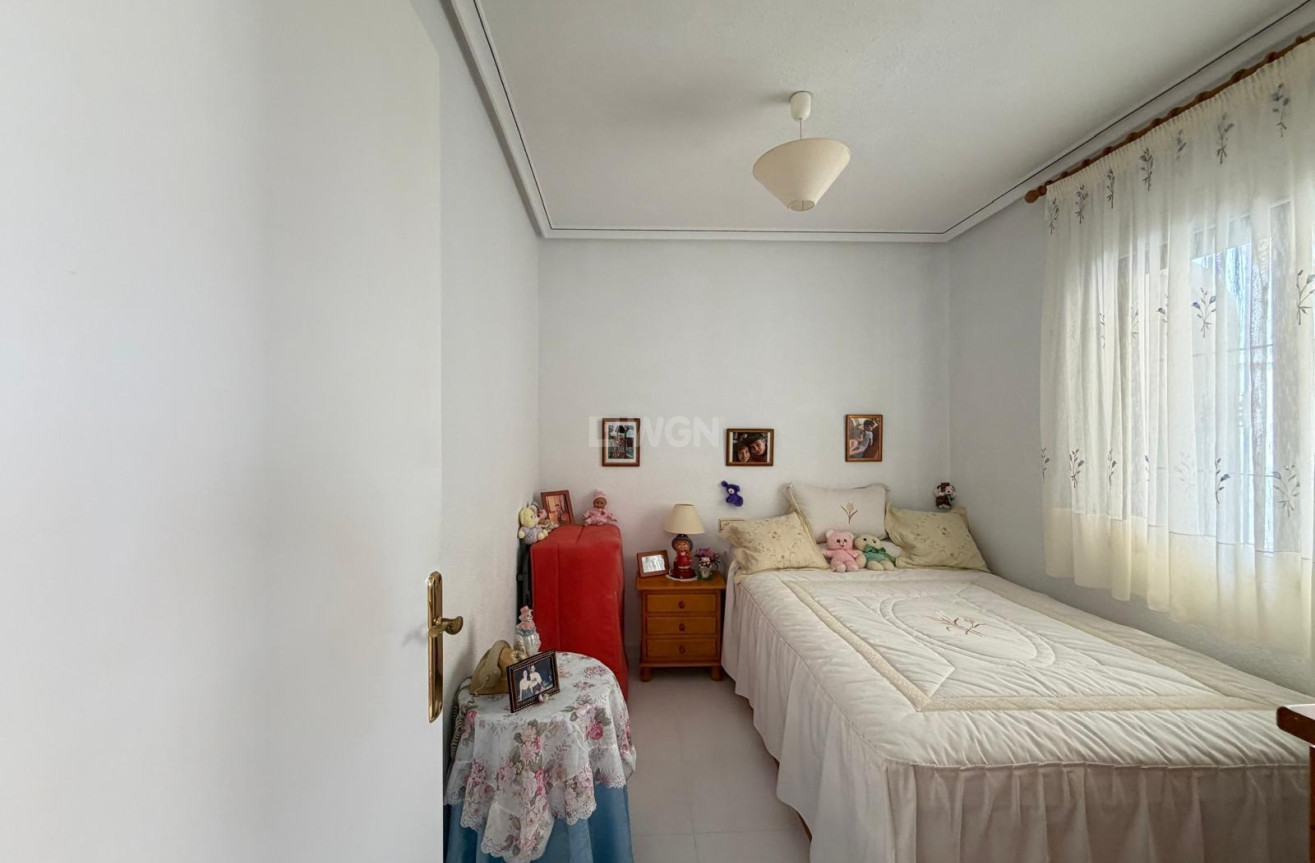 Odsprzedaż - Bungalow - Torrevieja - Torreblanca
