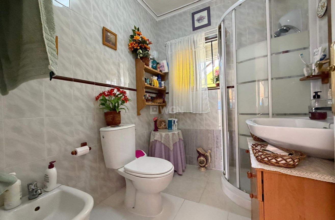 Odsprzedaż - Bungalow - Torrevieja - Torreblanca