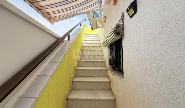 Odsprzedaż - Bungalow - Torrevieja - Torreblanca
