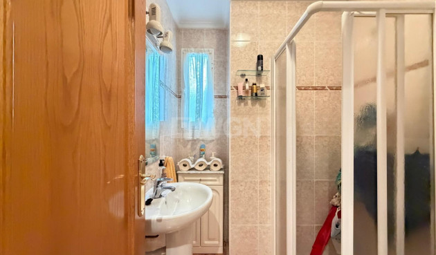 Reventa - Apartamento / piso - Torrevieja - Playa del Cura