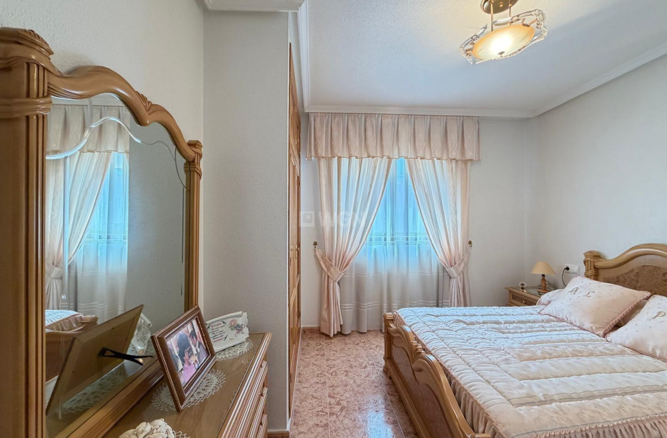 Reventa - Apartamento / piso - Torrevieja - Playa del Cura