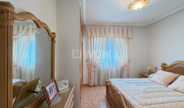 Reventa - Apartamento / piso - Torrevieja - Playa del Cura