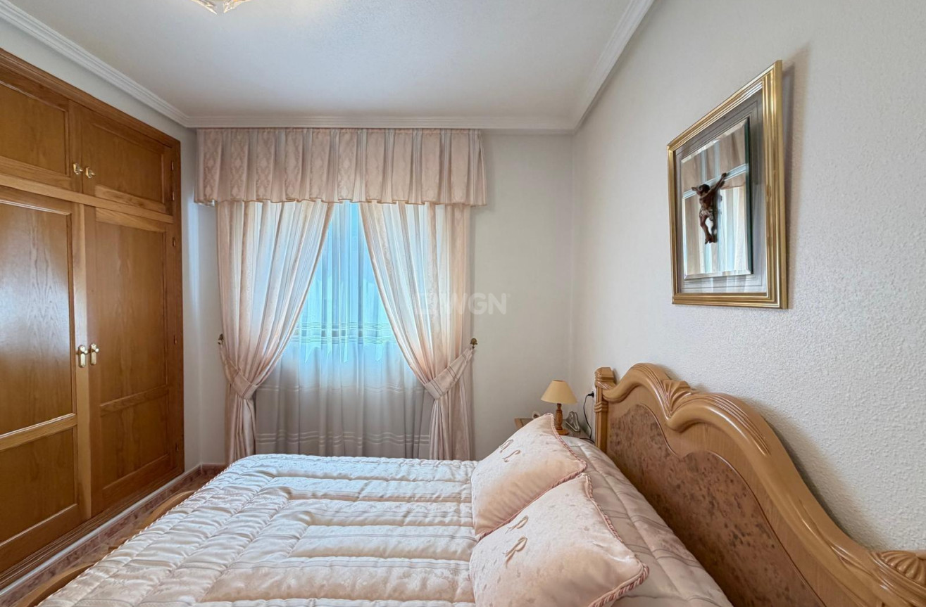 Reventa - Apartamento / piso - Torrevieja - Playa del Cura