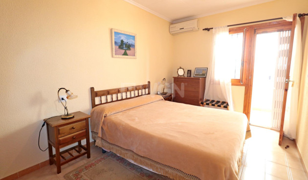 Resale - Townhouse - Torrevieja - Playa De Los Naufragos