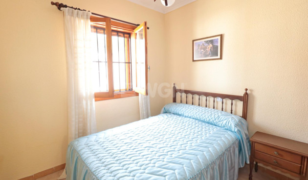 Resale - Townhouse - Torrevieja - Playa De Los Naufragos