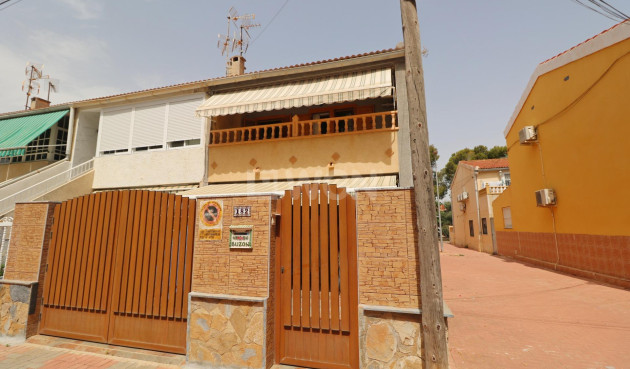 Resale - Townhouse - Torrevieja - Playa De Los Naufragos