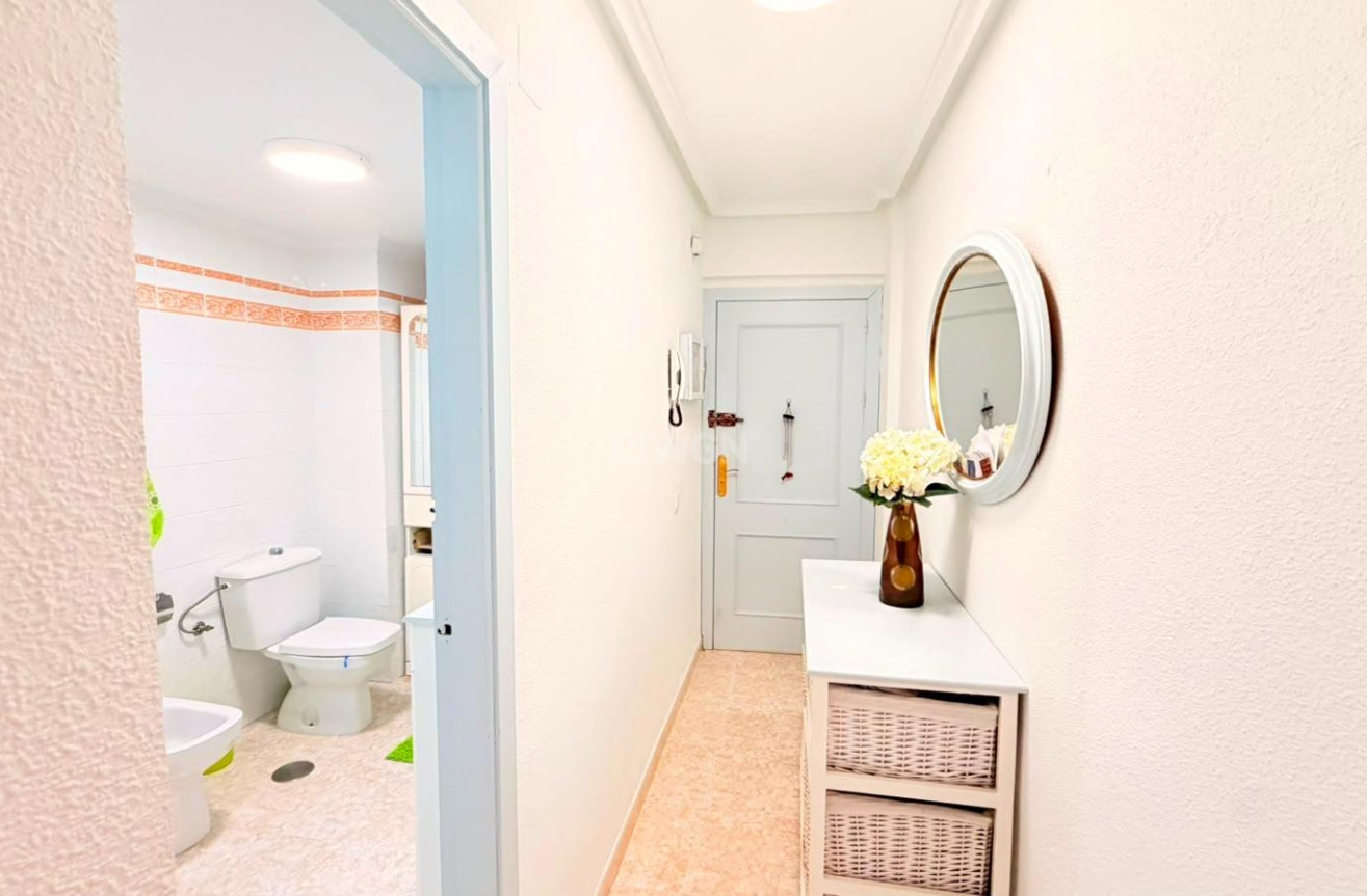 Reventa - Apartamento / piso - Torrevieja - Playa del Cura