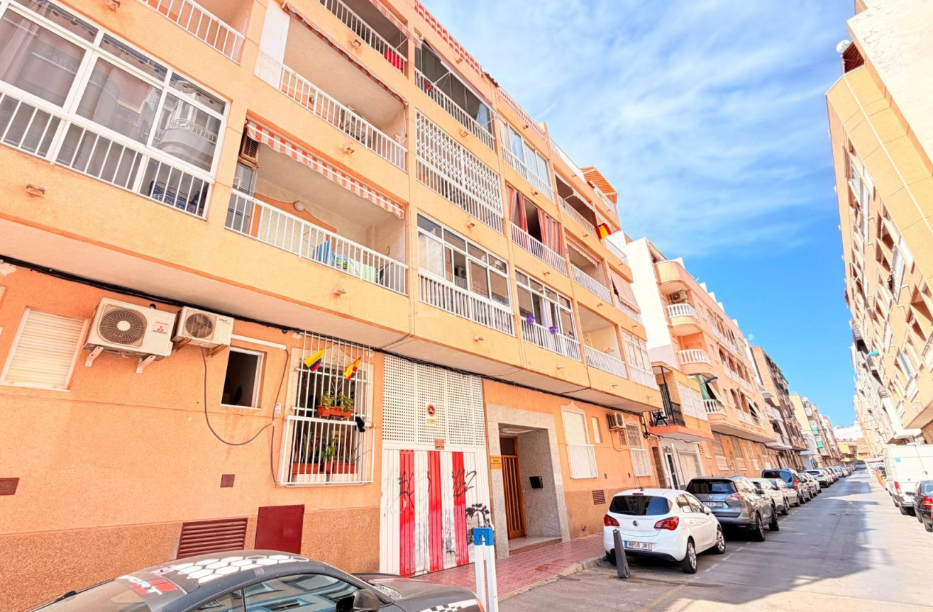 Reventa - Apartamento / piso - Torrevieja - Playa del Cura