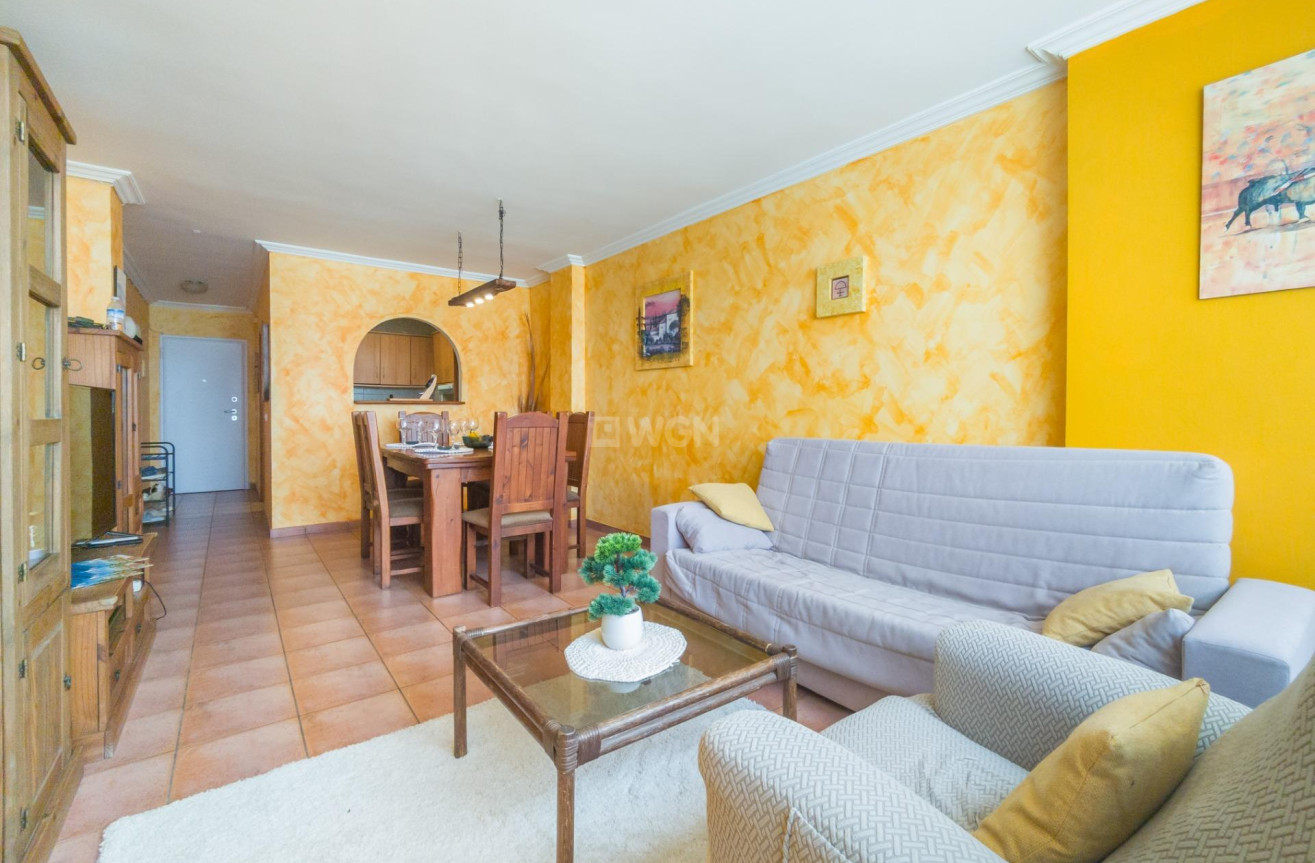 Odsprzedaż - Mieszkanie w bloku - Torrevieja - Acequion