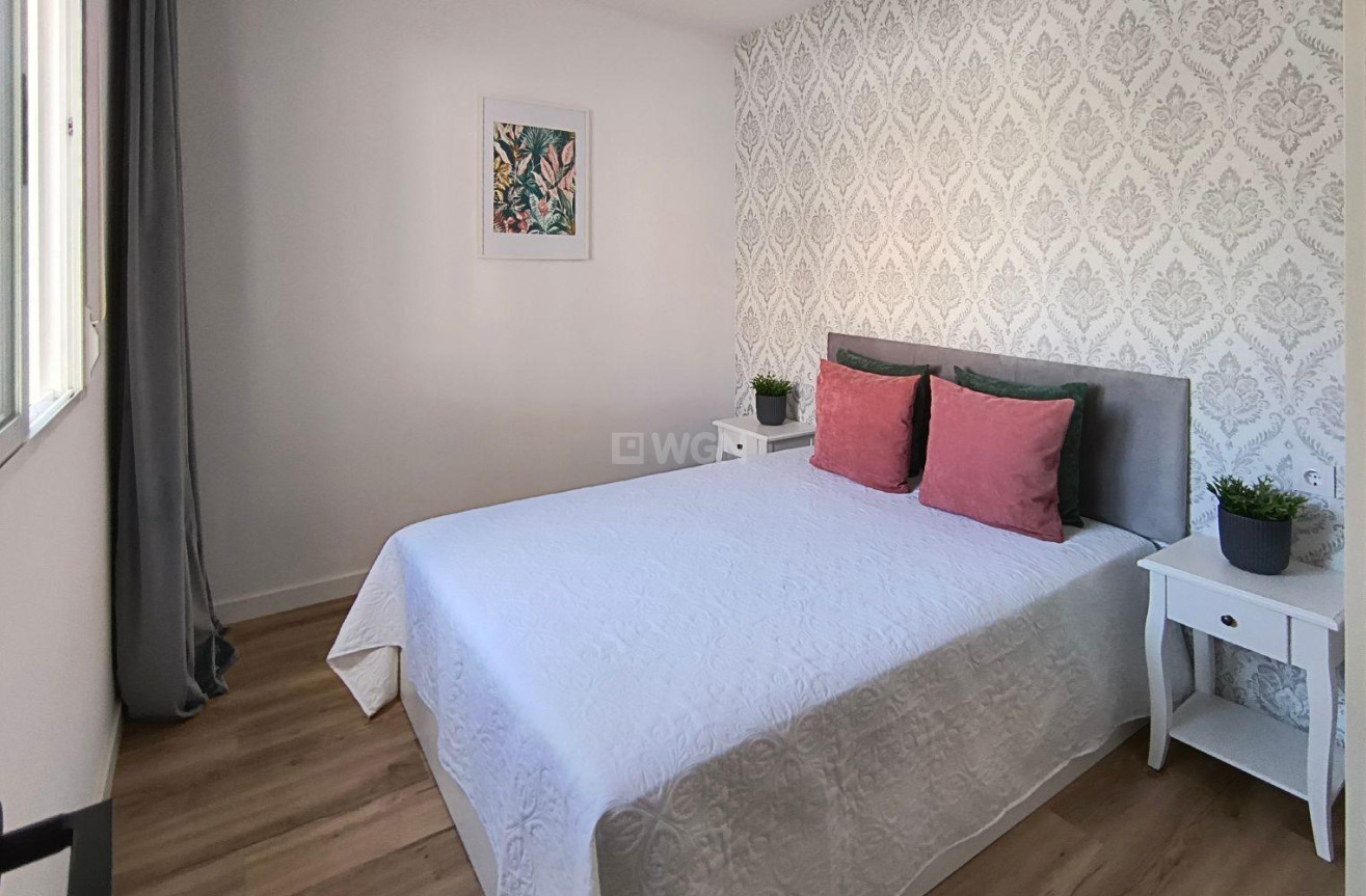 Odsprzedaż - Kamienica - Orihuela Costa - Los Balcones