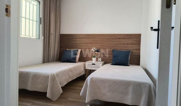 Odsprzedaż - Kamienica - Orihuela Costa - Los Balcones
