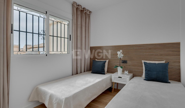 Odsprzedaż - Kamienica - Orihuela Costa - Los Balcones