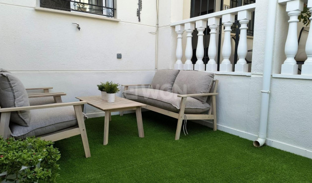 Odsprzedaż - Kamienica - Orihuela Costa - Los Balcones