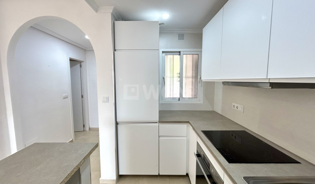 Odsprzedaż - Mieszkanie w bloku - Villamartin - Costa Blanca