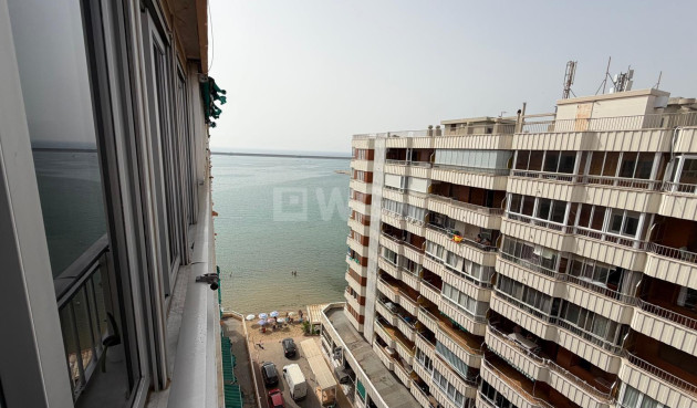 Odsprzedaż - Mieszkanie w bloku - Torrevieja - Acequion