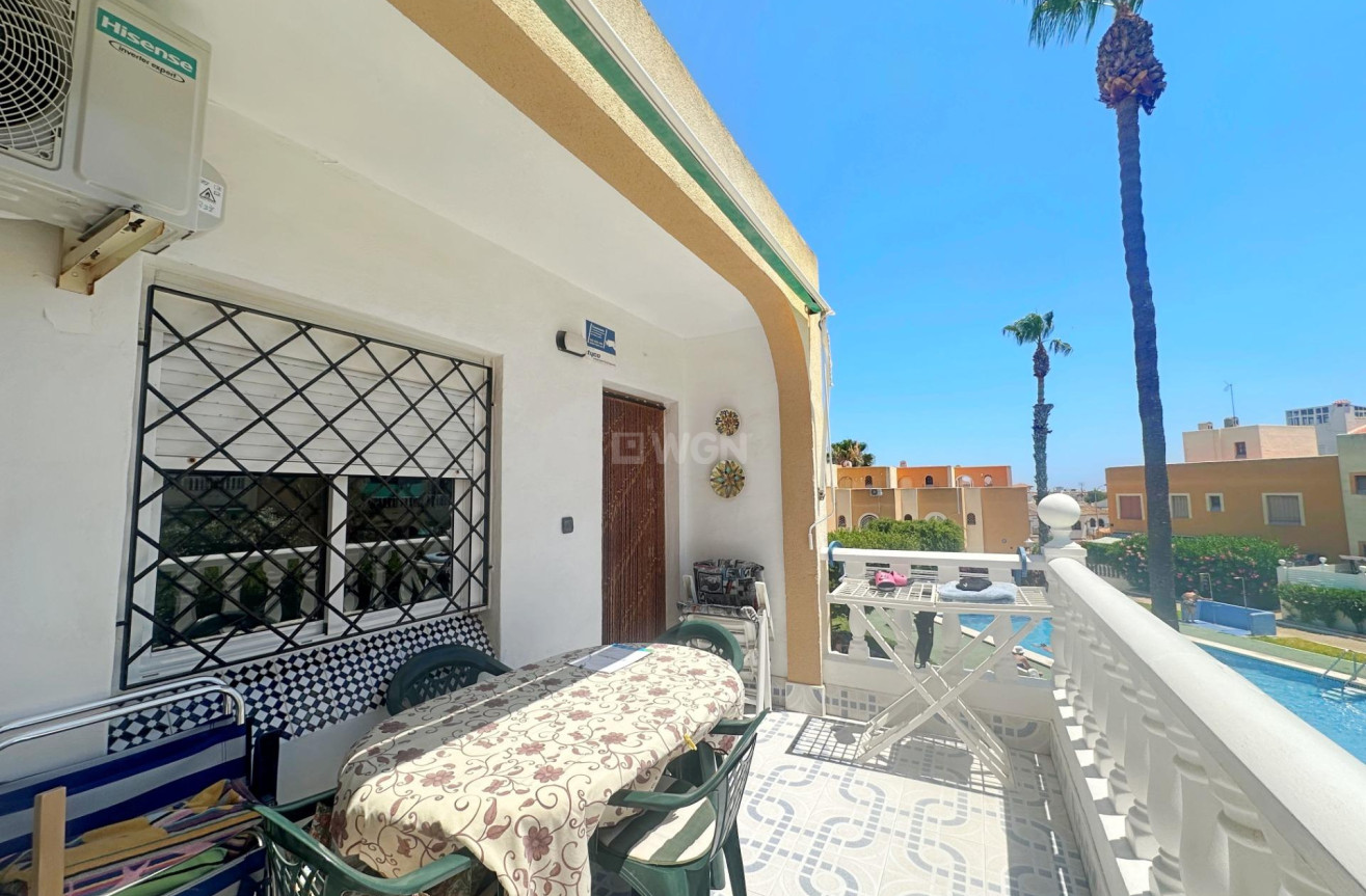 Odsprzedaż - Bungalow - Torrevieja - La Mata