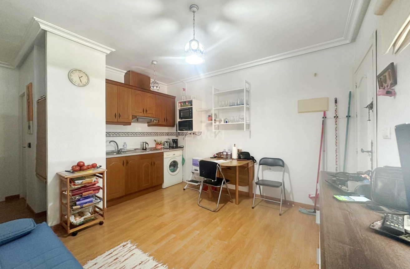 Odsprzedaż - Bungalow - Torrevieja - La Mata